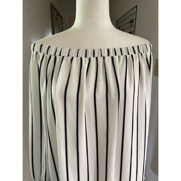 EUC Forever 21 Off-Shoulder Striped Dress - Picture 2 of 6